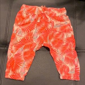 OSHKOSH baby girl pants. Size 6 months